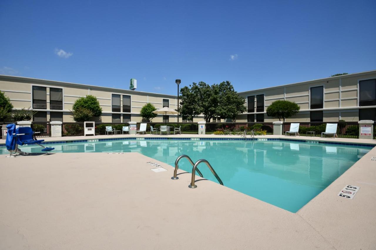Holiday Inn Lumberton By Ihg Eksteriør billede